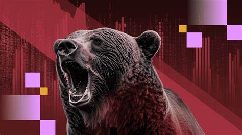 2025年加密货币市场出现逾10亿美元清算,尤其以以太坊在Hyperliquid上的近3000万美元爆仓事件最为引人注目,揭示出去中心化永续合约交易所日益增长的风险及投资者的市场心理变化。面对此次清算潮,交易者和投资者如何调整策略及市场未来走势成为焦点。
