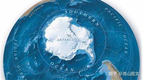 探索南极洲的发现历史,揭秘这片神秘大陆被人类知晓的时间与人物,从早期的航海传说到现代探险的真实记载,带您走进南极洲发现的故事。

