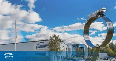 德国工业供应商诺尔玛将其水务管理业务出售给美国先进排水系统公司,交易额达十亿美元。该项交易标志着诺尔玛战略转型,未来将专注于工业应用领域的深耕和整合,为公司持续盈利能力奠定坚实基础。此次交易对两家企业及相关行业产生深远影响,也反映出全球水务管理及工业市场的变革趋势。
