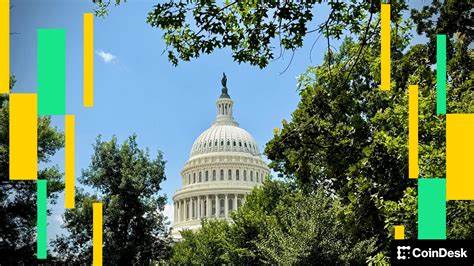 随着美国国会对加密货币市场监管的持续推进,Clarity法案的前景逐渐渺茫,其继任立法成为行业关注的焦点。本文深入分析了美国加密法规的演变路径、参议院新法规的发展动态及未来可能的监管格局,为理解这一新兴市场的法律环境提供全面视角。
