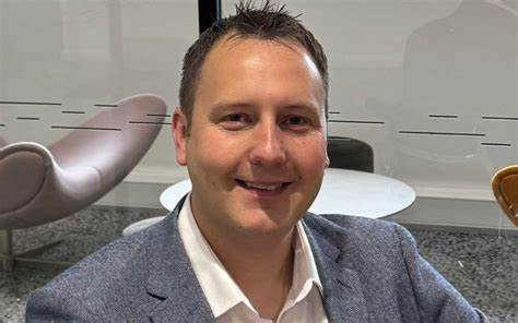 S&W近期迎来重量级合伙人乔纳森·布罗迪斯,凭借其超过25年的价值创造经验,助力公司拓展交易服务业务,深化并购咨询能力,推动企业整体M&A战略升级。乔纳森将带领团队从交易前至交易后全流程优化操作,助力客户实现更高价值和更强竞争力,彰显S&W在英国及国际市场上的显著影响力。
