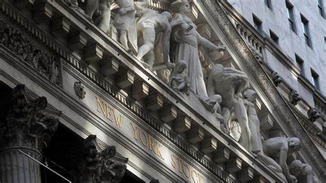 WaterBridge基础设施公司在美国首次公开募股中成功募集6.34亿美元,成为油田水管理领域备受瞩目的新兴力量。作为得到了私募股权公司Five Point支持的纯水务基础设施企业,WaterBridge的上市不仅彰显了该行业的投资潜力,也反映出能源及中游水管理市场的稳定发展趋势。本文深入解析WaterBridge的业务模式、市场地位及其在IPO市场的表现,揭示其未来发展前景与行业影响。
