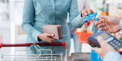 World Liberty Financial作为特朗普家族支持的加密货币平台,计划推出创新的借记卡和融合支付与交易功能的零售应用,致力于革新数字金融体验。随着加密市场的波动与发展,该平台通过多元化产品布局,彰显其在金融科技领域的雄心。本文深入解析其最新动态及未来发展前景。
