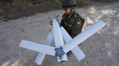 介绍Q-SLAM-40的技术特点、测试进展与战术价值,分析其对西班牙国防工业、国际市场与伦理法规的影响,探讨未来发展方向与防御应对策略
