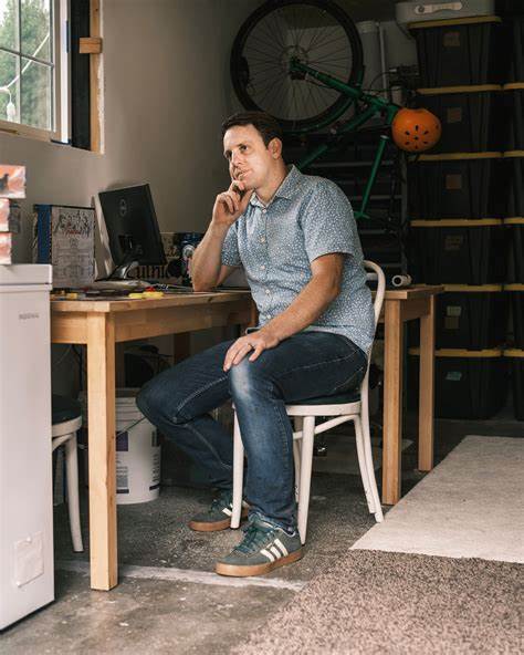 近年来,随着经济环境的变化,大学毕业生在劳动力市场中面临着前所未有的长期失业问题。本文深入分析了这一趋势的原因、影响以及应对策略,旨在为求职者和政策制定者提供有价值的参考与思考。
