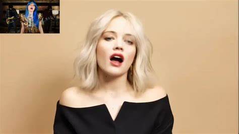 Wan-Animate开创了一种全新的角色动画与替换框架,能够实现高保真度的动画生成,同时无缝融合环境光照和色调。凭借其创新的整体复制技术,Wan-Animate在角色动画领域实现了前所未有的表现力与可控性,推动了计算机视觉和计算机图形学的发展。本文深度解读Wan-Animate的设计理念、技术实现及其应用前景。
