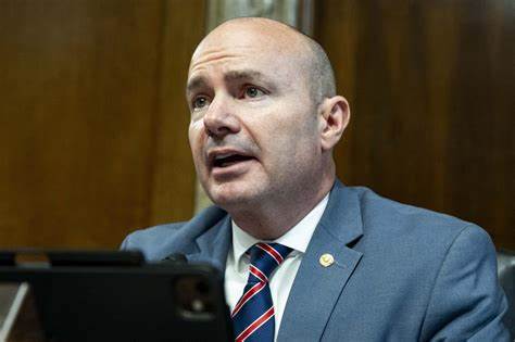 随着RFK Jr领导的疫苗顾问团队即将审查四种关键疫苗,本文深入探讨此次审查对公共健康、疫苗安全与未来疫苗政策的潜在影响,帮助读者了解背后的科学依据与社会关注点。
