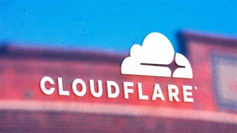 随着智能代理技术在电商领域的兴起,Cloudflare宣布推出美元锚定稳定币"NET Dollar",以应对未来自动化支付和微交易的需求,推动数字经济和互联网金融的创新发展。本文深度解析Cloudflare稳定币计划背后的技术逻辑、市场背景及行业影响,揭示未来电商和人工智能融合的趋势。
