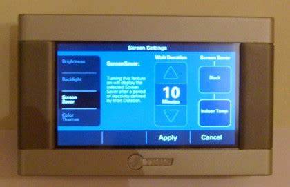 随着智能家电的普及,用户界面设计日益重要。然而,部分家电产品的界面设计不仅缺乏人性化,还严重影响用户体验。本文深入探讨这些"虐待式"家电界面背后的问题,剖析常见设计缺陷,反思智能家电发展中的用户需求与隐私安全隐患。
