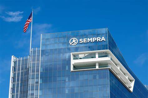 全球能源巨头森普拉(Sempra)计划出售其基础设施部门45%的股权,交易金额预计达到100亿美元。此举标志着该公司在优化资产组合与推动战略发展的关键步骤,预计将对能源行业及相关市场产生深远影响。
