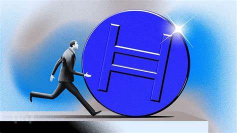 解析 Hedera 原生代币 HBAR 当前的技术面与衍生品风险,结合清算地图、动量指标与关键支撑位,评估可能触发约 3000 万美元多头爆仓的路径,并给出交易者与持仓者可行的风险管理与应对建议。
