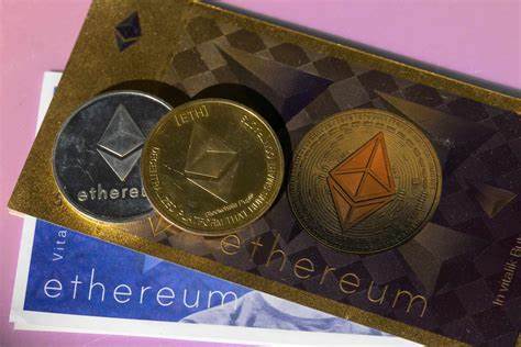 解析企业与去中心化组织将山寨币纳入国库的动因、典型案例、法律与会计挑战、安全与流动性风险,以及投资者在评估此类资产时应关注的关键指标与尽职调查要点
