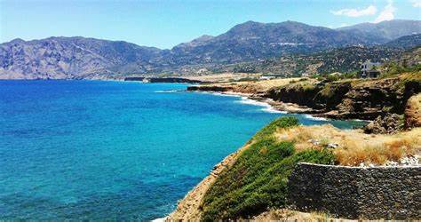 锡特亚作为克里特岛东部的迷人海滨小镇,融合了自然美景与深厚历史,提供了丰富的旅游体验。本文详细介绍了锡特亚的景点、美食、购物及文化背景,助您全面了解这个希腊隐藏的旅行宝地。
