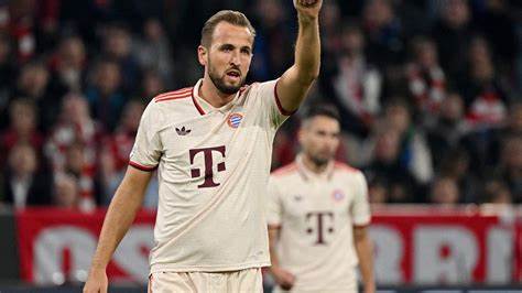 哈里·凯恩在欧洲冠军联赛的精彩表现不仅帮助拜仁慕尼黑取得大胜,更以个人进球数打破英格兰历史纪录,标志着他在国际足坛崭新的里程碑。本文深度解析凯恩的非凡表现及其对球队和英格兰足球的意义。
