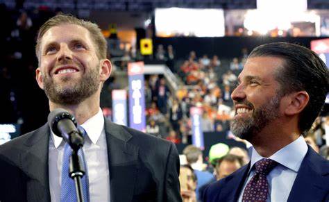 本文深入探讨了埃里克·特朗普在美国比特币公司的巨额投资,阐述其加密货币资产如何超过特朗普家族著名的高尔夫球场和度假村业务的价值,分析了这一现象背后的行业动态及其对家族财富结构的影响。
