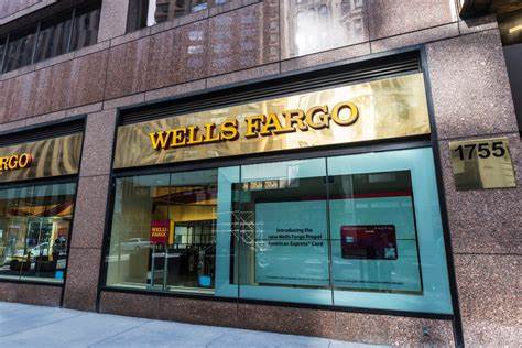 总结富国银行(Wells Fargo)即将发布的第三季度财报前需要关注的核心指标、市场预期、风险点与潜在影响,帮助投资者与市场观察者在财报日做出更明智的判断。
