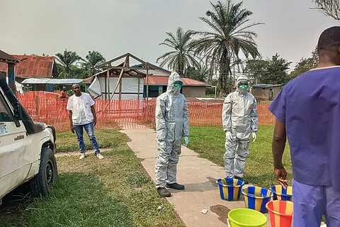 刚果民主共和国东部省份再次爆发埃博拉疫情,已造成数十人死亡。本次疫情发生在偏远地区,给当地医疗系统带来巨大挑战。国际社会正密切关注疫情发展,并协助当地政府采取防控措施。
