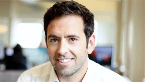 随着区块链技术的发展,华尔街多家顶级金融机构联合完成了首笔基于Canton网络的全天候美元国债融资交易,标志着金融市场进入了数字化和高效运作的新纪元。
