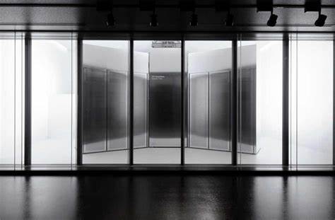 量子计算技术正逐步改变金融行业的运作模式,IBM与汇丰银行携手在债券交易领域迈出关键步伐,推动金融交易的效率与安全性获得重大提升。
