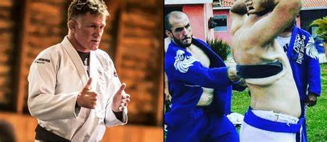 柔术传奇人物克里斯·豪特尔近日在采访中坦言对BJJ Gauntlet的创立感到后悔,这一赛事曾在柔术界引发广泛讨论。本文深入探讨其背后的原因及对柔术发展的影响。
