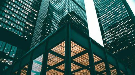 随着数字资产时代的到来,代币化股票逐渐成为加密领域的重要发展方向。xStocks与Ondo作为领先的代币化股票平台,凭借各自独特的优势吸引了众多用户和交易所支持。文章深入解析两大平台的技术架构、法律结构、交易所布局及其对未来市场的影响。
