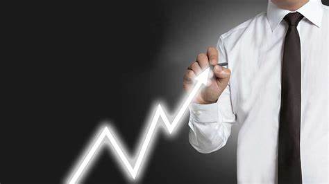 随着人工智能和高性能计算的快速发展,英伟达凭借其领先的图形处理技术和创新能力,成为当前市场上备受关注的重要科技股之一。分析师一致看好其长期增长潜力,认为英伟达是现阶段最值得关注的投资机会之一。本文深入探讨英伟达的市场地位、核心竞争力及未来发展前景,解析其为何被专家视为"抢购"佳选。
